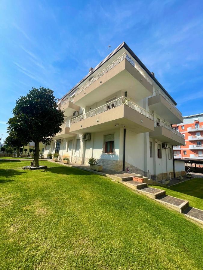 Palazzina Del Sole Villa Sottomarina Exterior photo